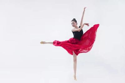 文藝新地標(biāo)綻放津門(mén)，桔子樹(shù)藝術(shù)戰(zhàn)略升級(jí)啟新程